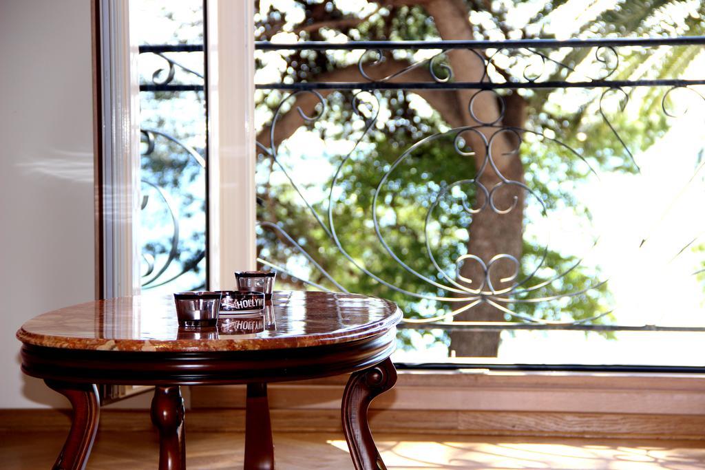 Vasiliki Seaside Apartments Petrovac 外观 照片