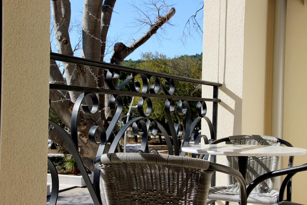 Vasiliki Seaside Apartments Petrovac 外观 照片